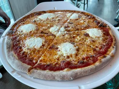Giovanni's pizza