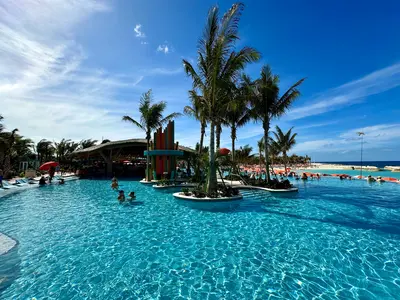 Hideaway Beach pool