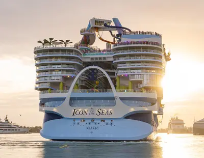 Icon of the Seas aft in Miami