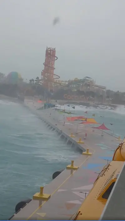 Bad weather forced passengers to leave CocoCay