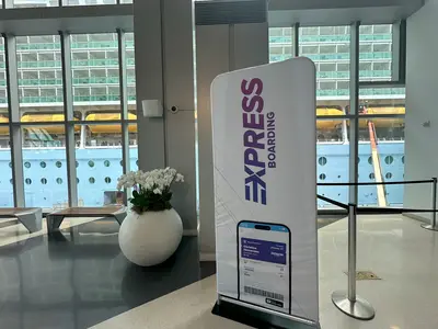 Express Boarding sign