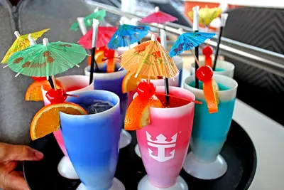 Color changing drinks