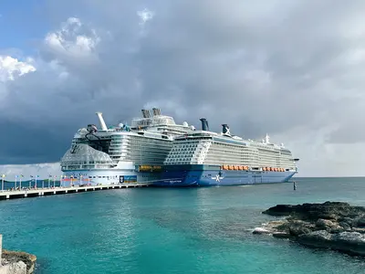 Wonder-Celebrity-Reflection-Docked-CocoCay-2024 Wonder-Celebrity-Reflection-Docked-CocoCay-2024