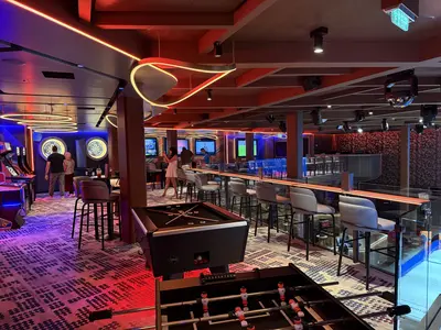 Celebrity-Xcel-Attic-Club-1