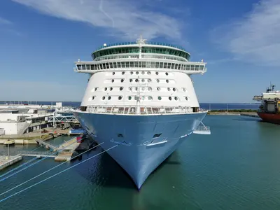 Bow of Voyager of the Seas