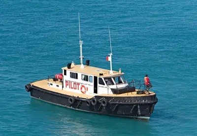 Pilot boat