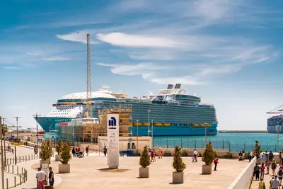 Wonder of the Seas in Malaga