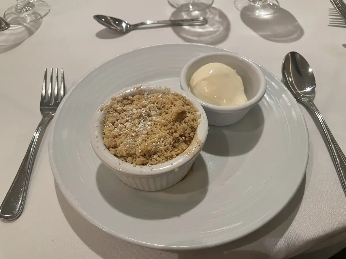 mdr-dining-food-dessert-warm-apple-cobbler mdr-dining-food-dessert-warm-apple-cobbler