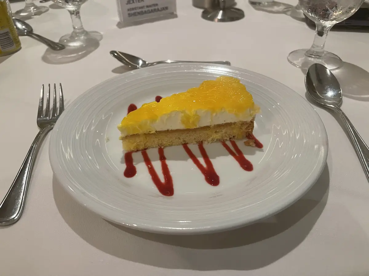mdr-pineapple-sunshine-cake mdr-pineapple-sunshine-cake