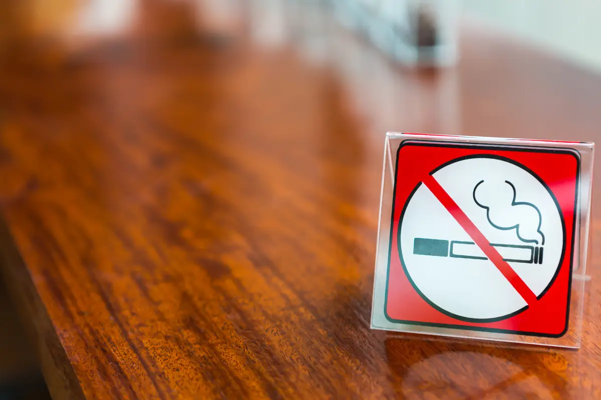 no-smoking-sign no-smoking-sign
