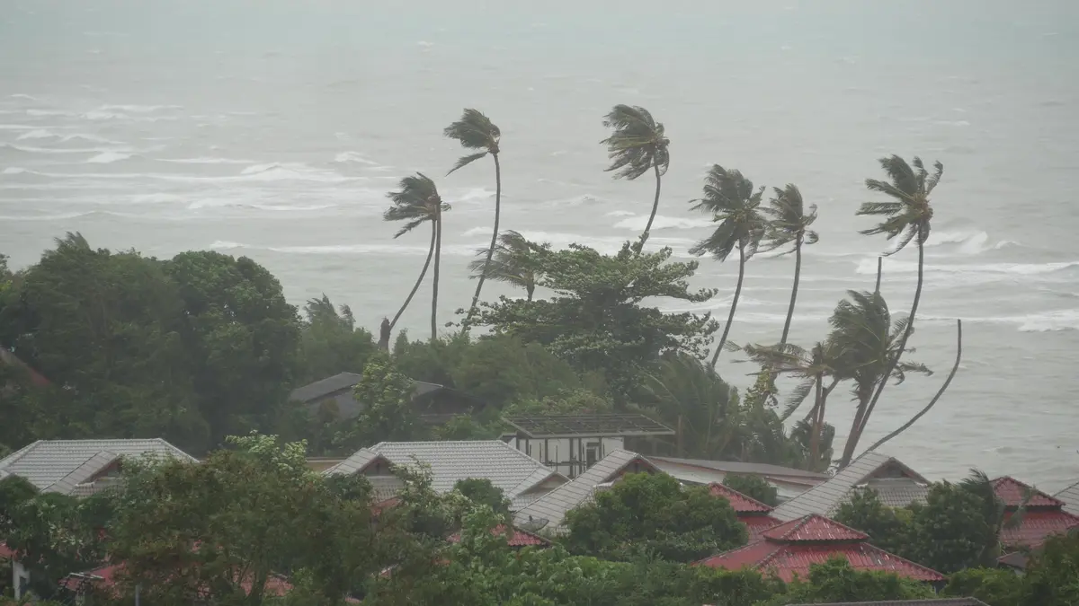 hurricane-winds-hurricane-season hurricane-winds-hurricane-season