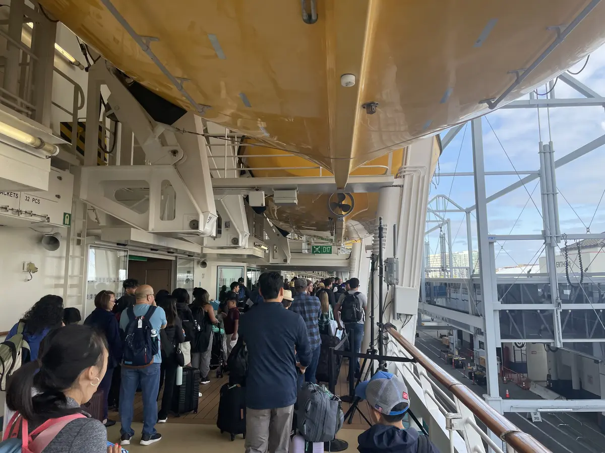 Navigator-disembarkation Navigator-disembarkation