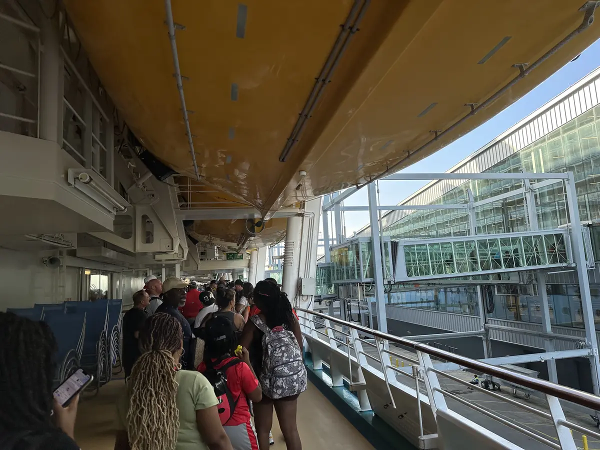 Freedom-Disembarkation-Miami