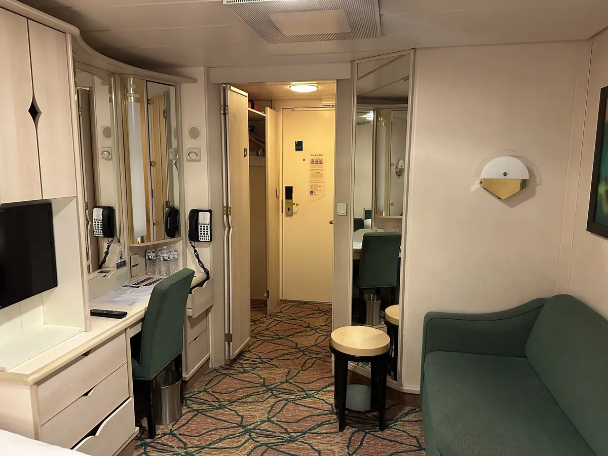 Vision-of-the-Seas-Inside-Cabin-14 Vision of the Seas interior cabin