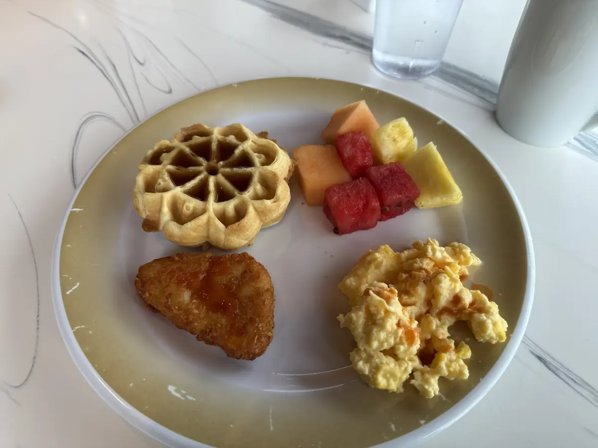 Solarium-Bistro-Breakfast-Buffet-Allure