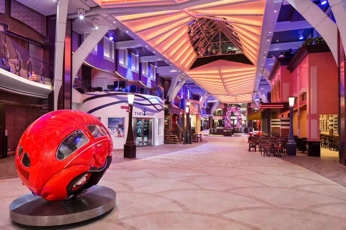 Royal Promenade