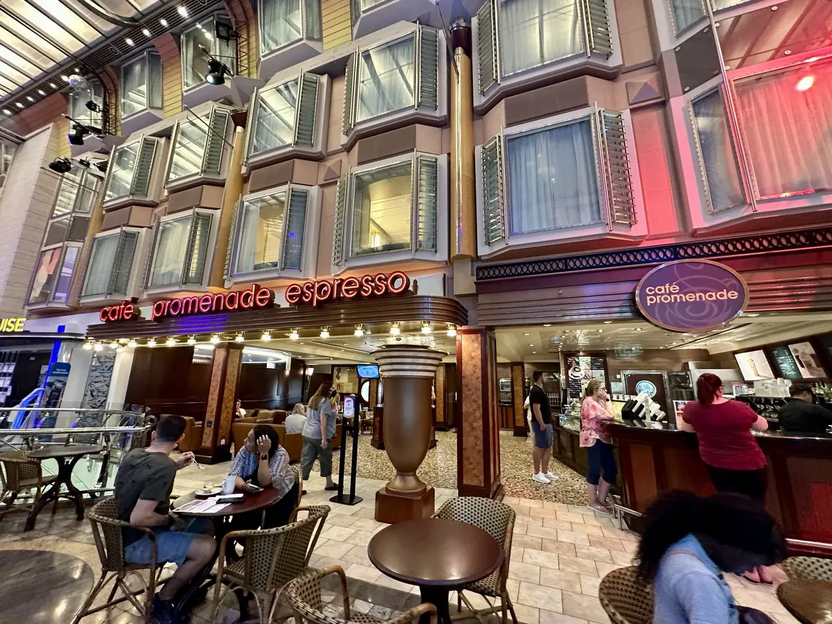 Cafe Promenade
