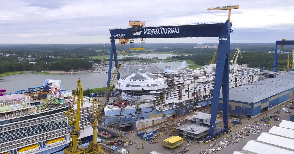 Installation of the Aquadome