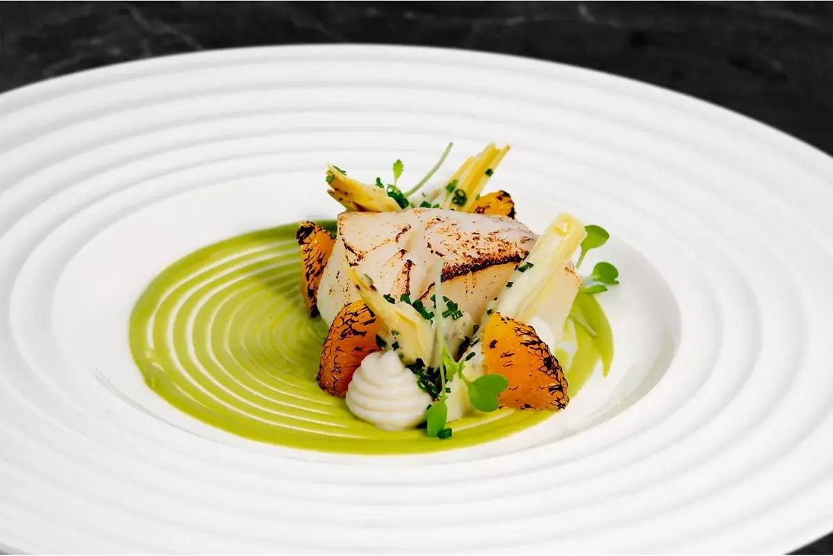 Food at Lincoln Park supper club
