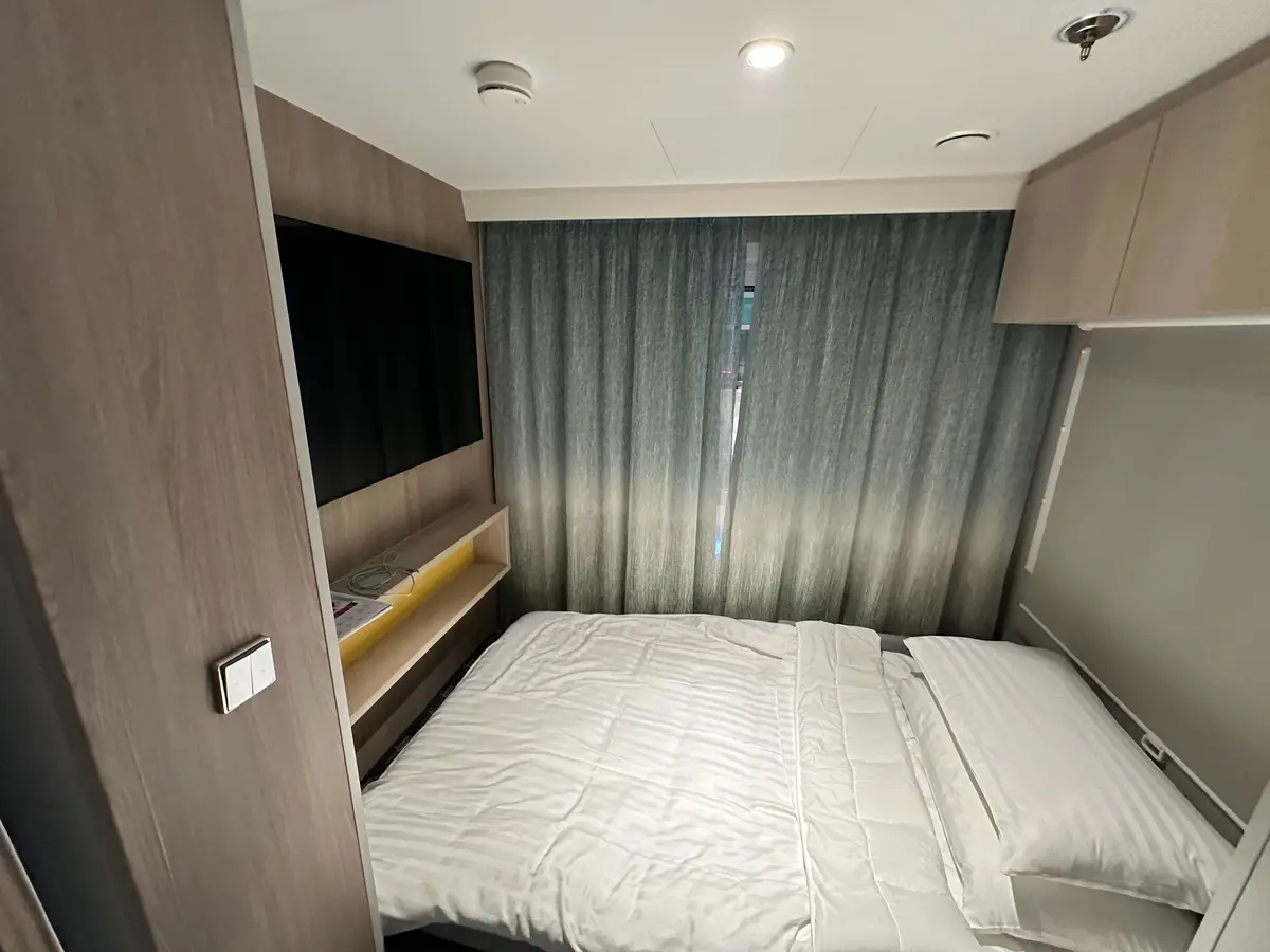 Kids nook bed