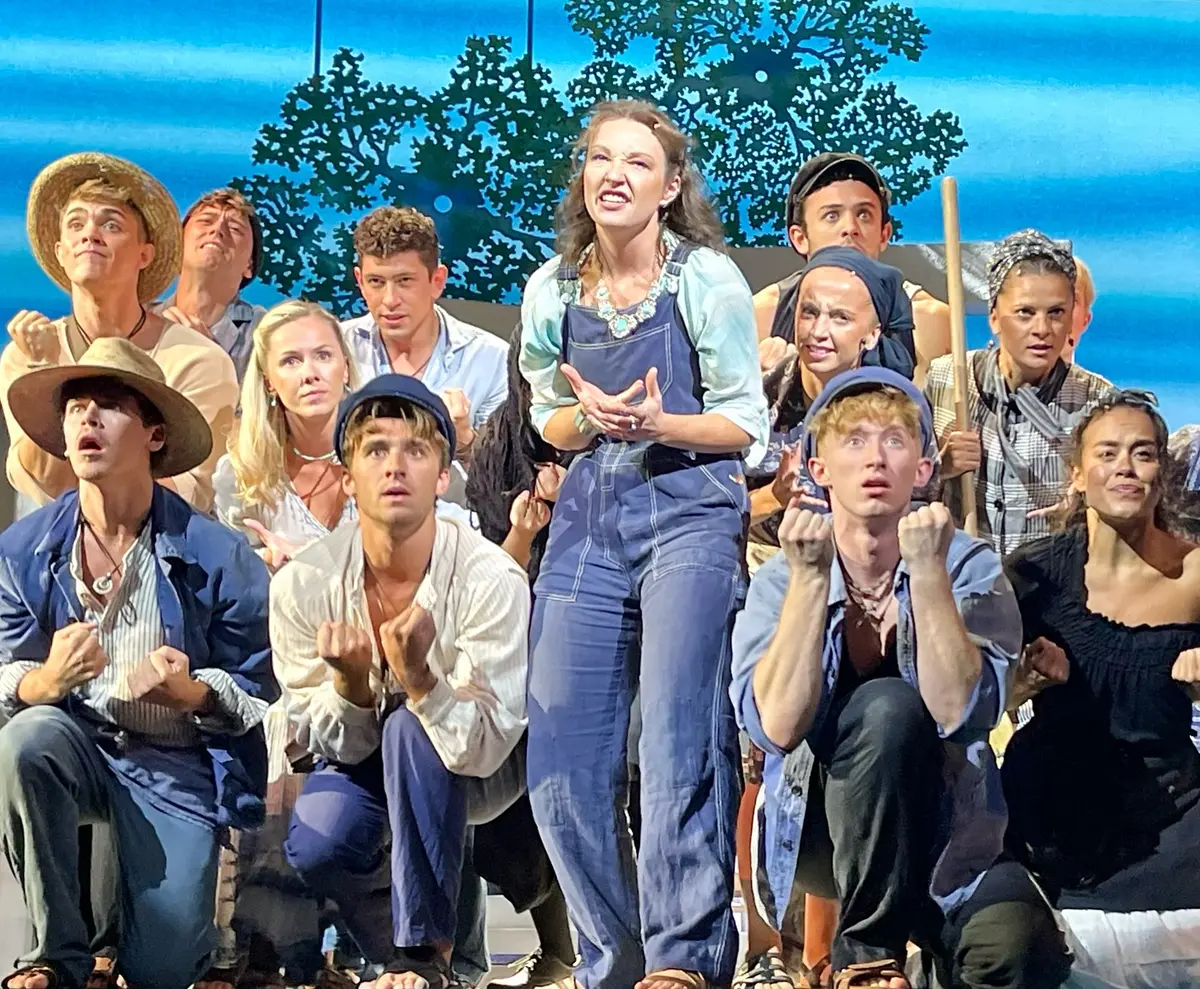 Cast of Mamma Mia