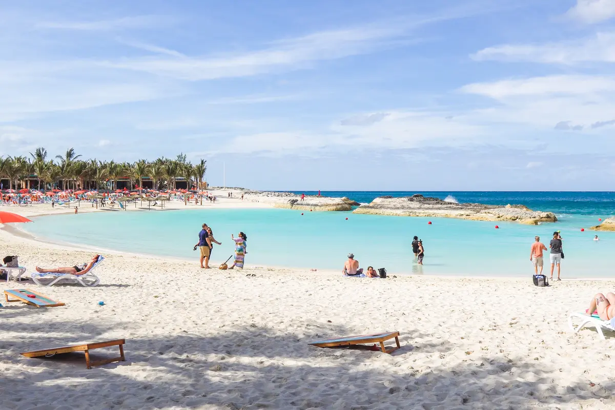 beach at Hideaway Beach