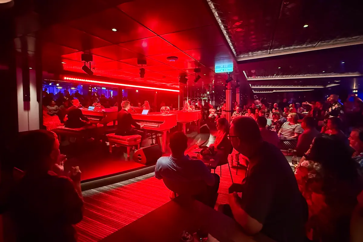 Dueling Pianos on Star of the Seas