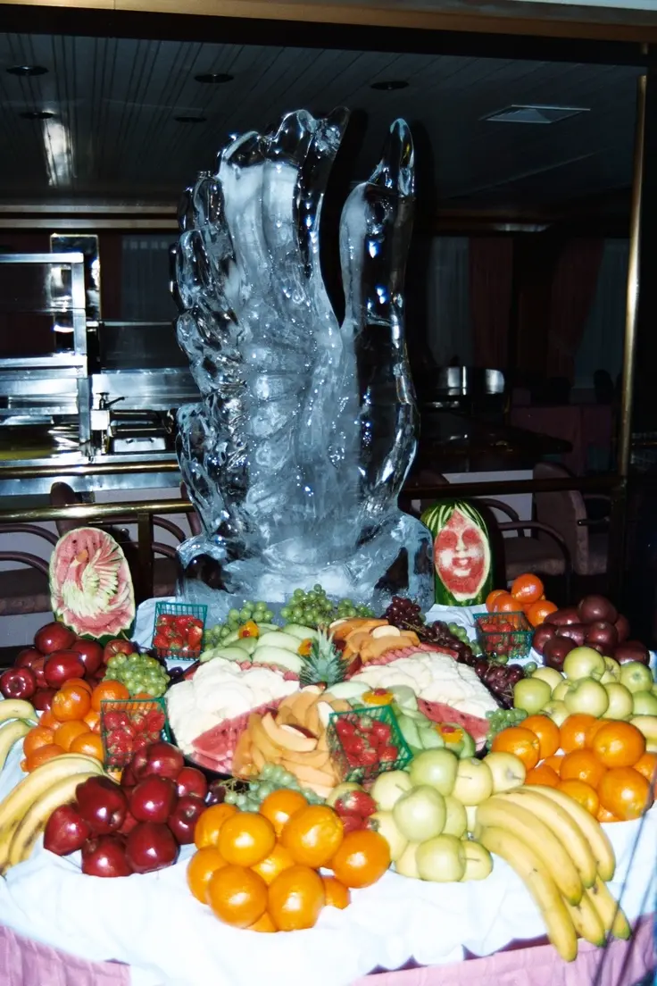 Ice sculpture