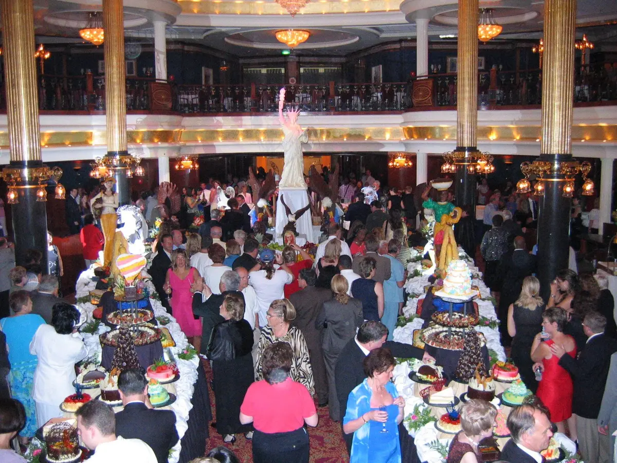 Peoeple at Midnight buffet