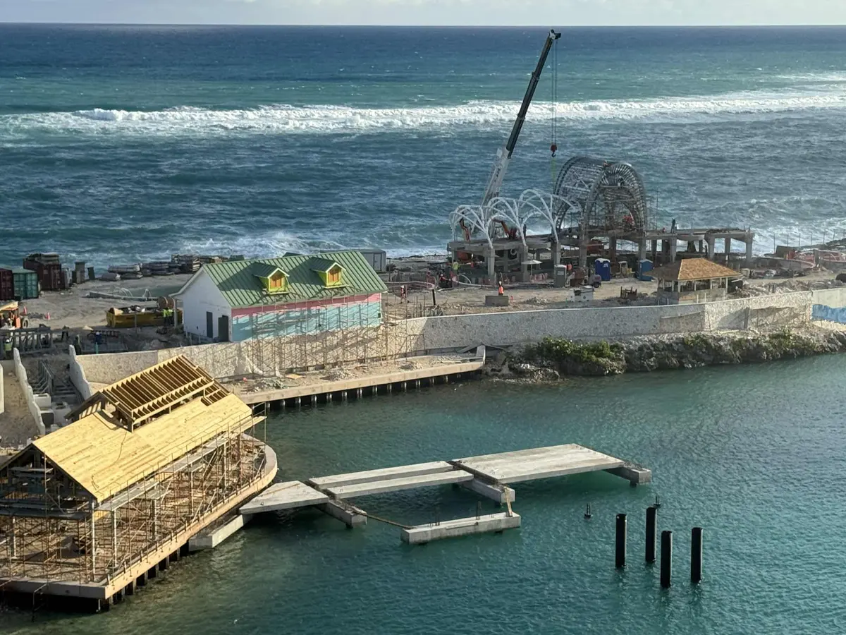 Floating Flamingo construction