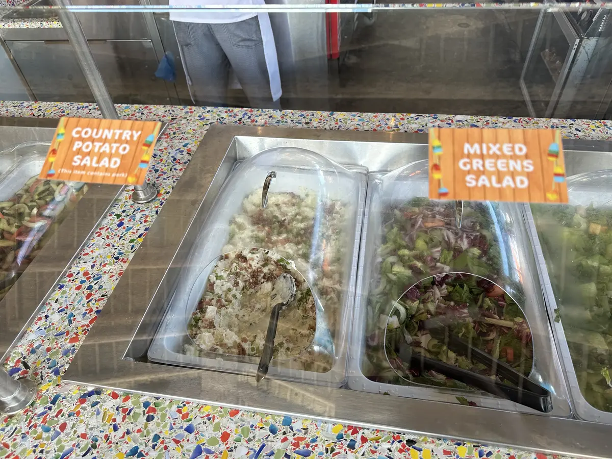 CocoCay-Buffet-19