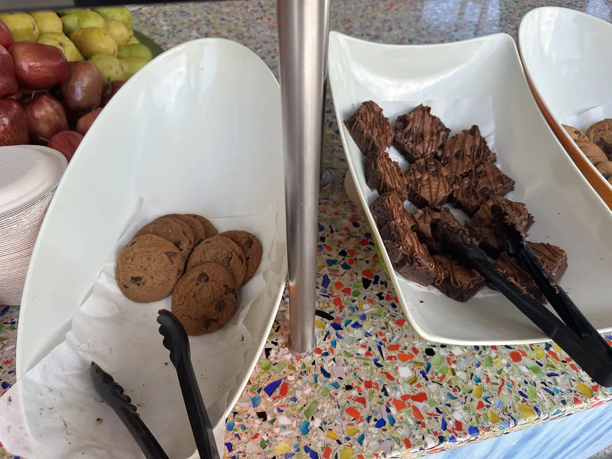 CocoCay-Buffet-22