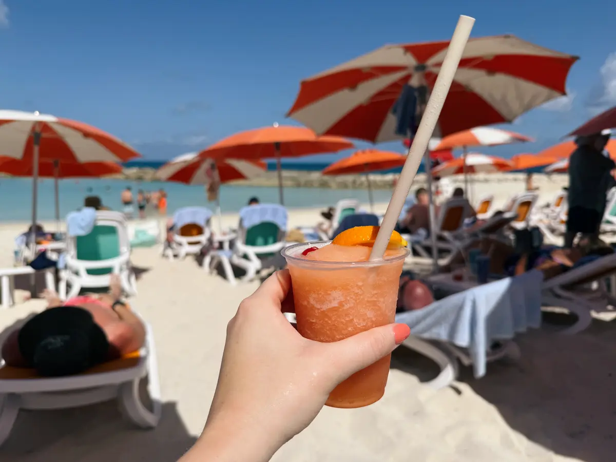 Hideaway-Beach-Cocktail-CocoCay