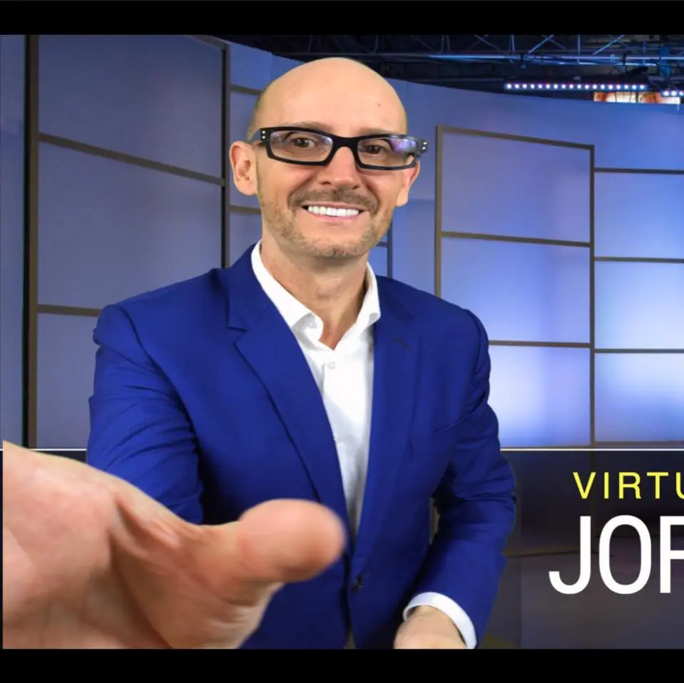 Joff-Eaton-Cruise-Director