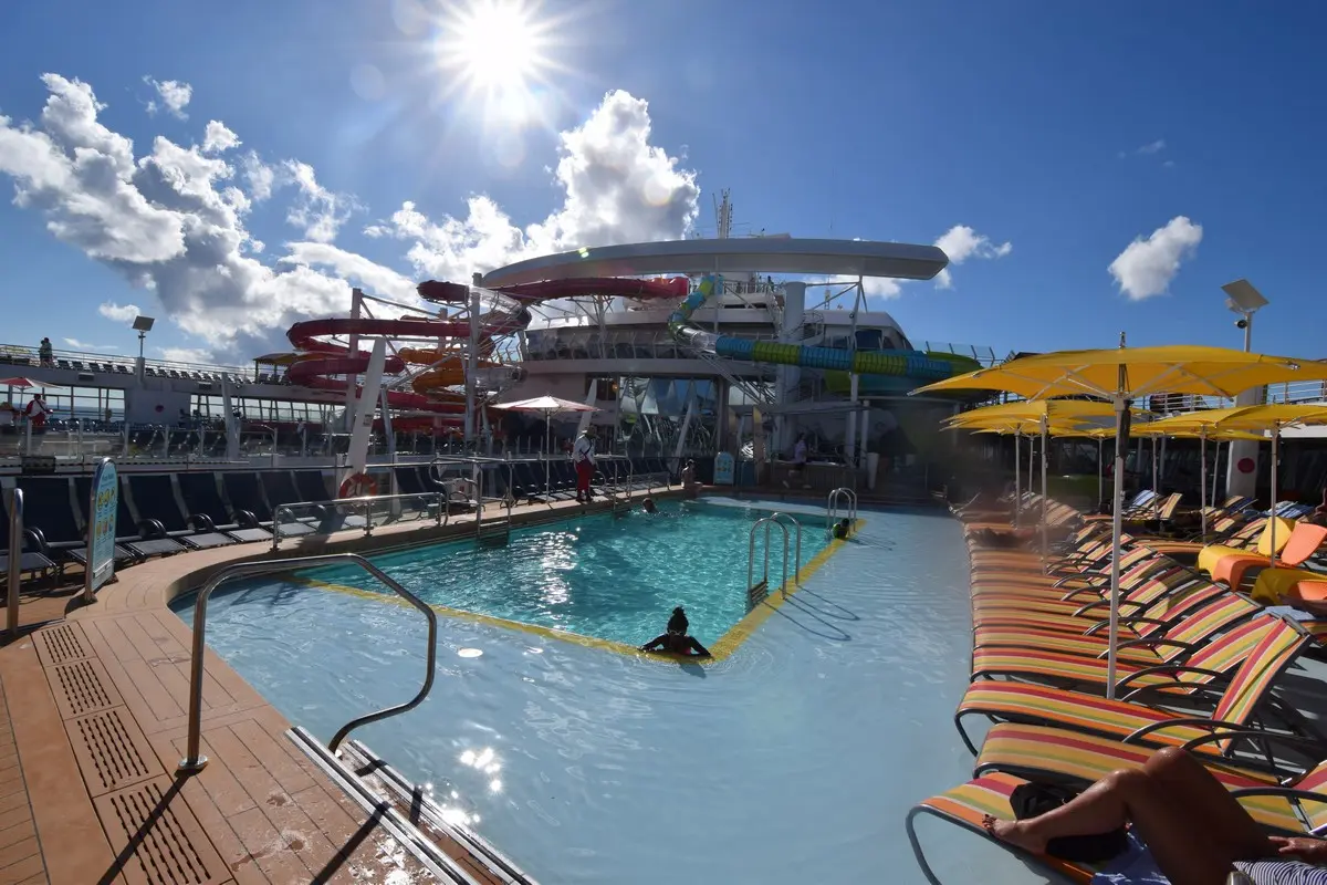 Beach pool