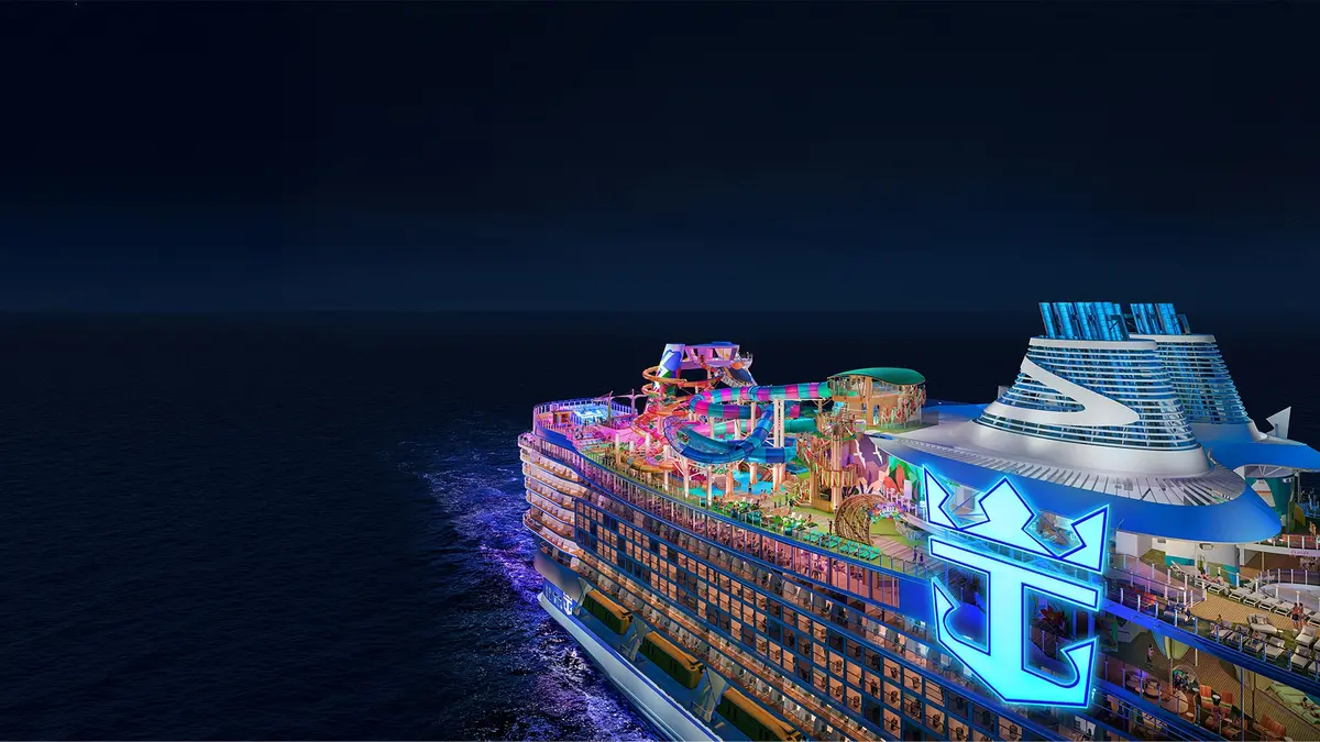 Aft of Legend of the Seas