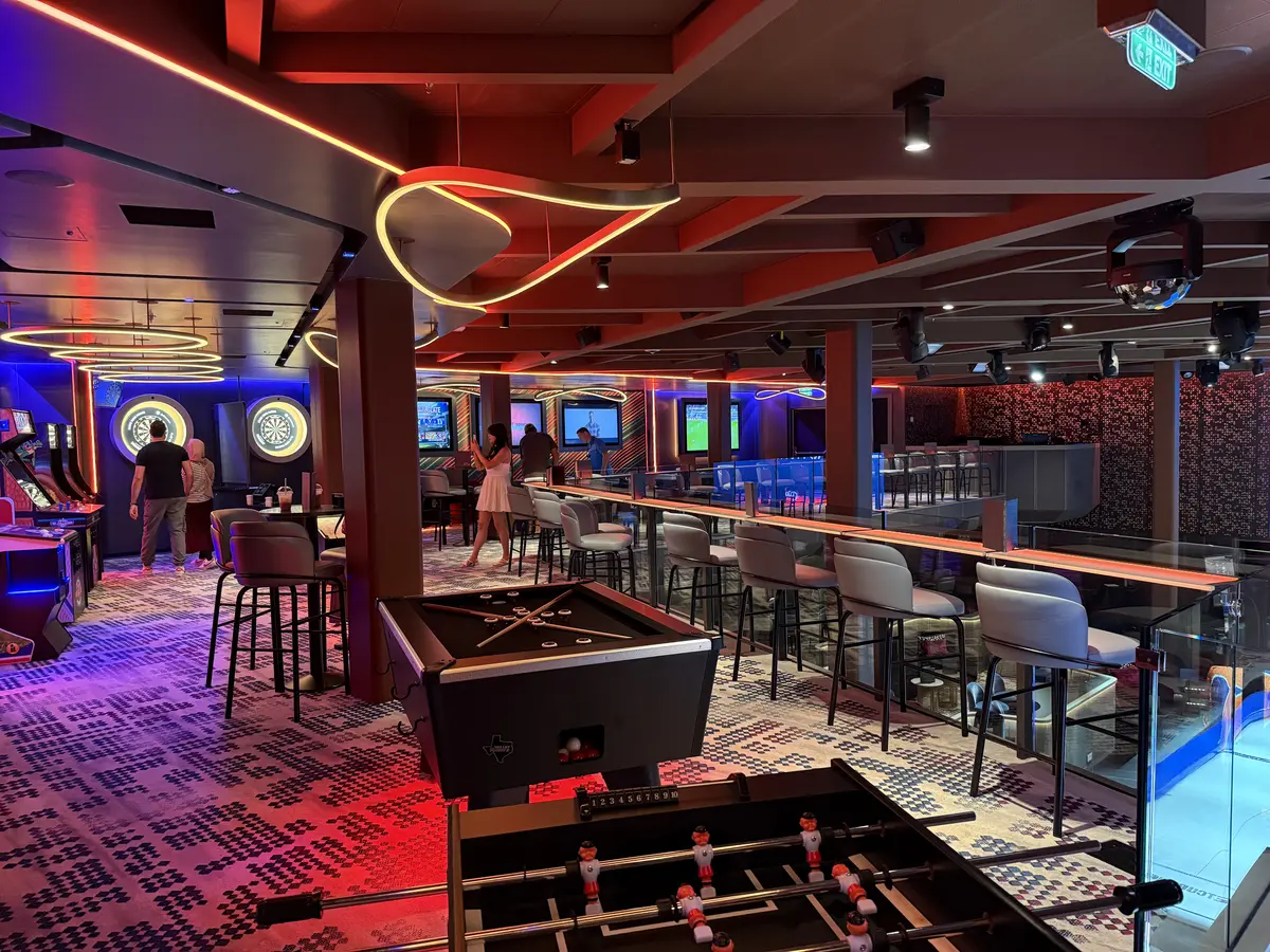 Celebrity-Xcel-Attic-Club-1