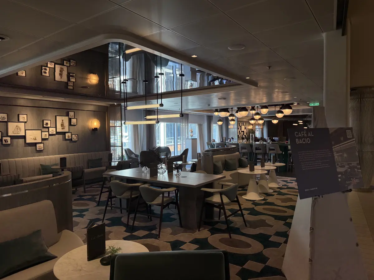 Celebrity-Xcel-Cafe-al-Bacio