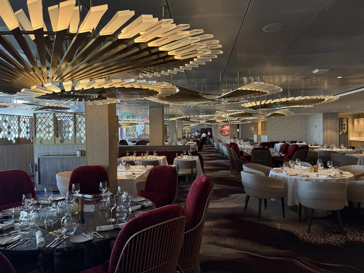 Celebrity-Xcel-Cyprus-Dining-Room