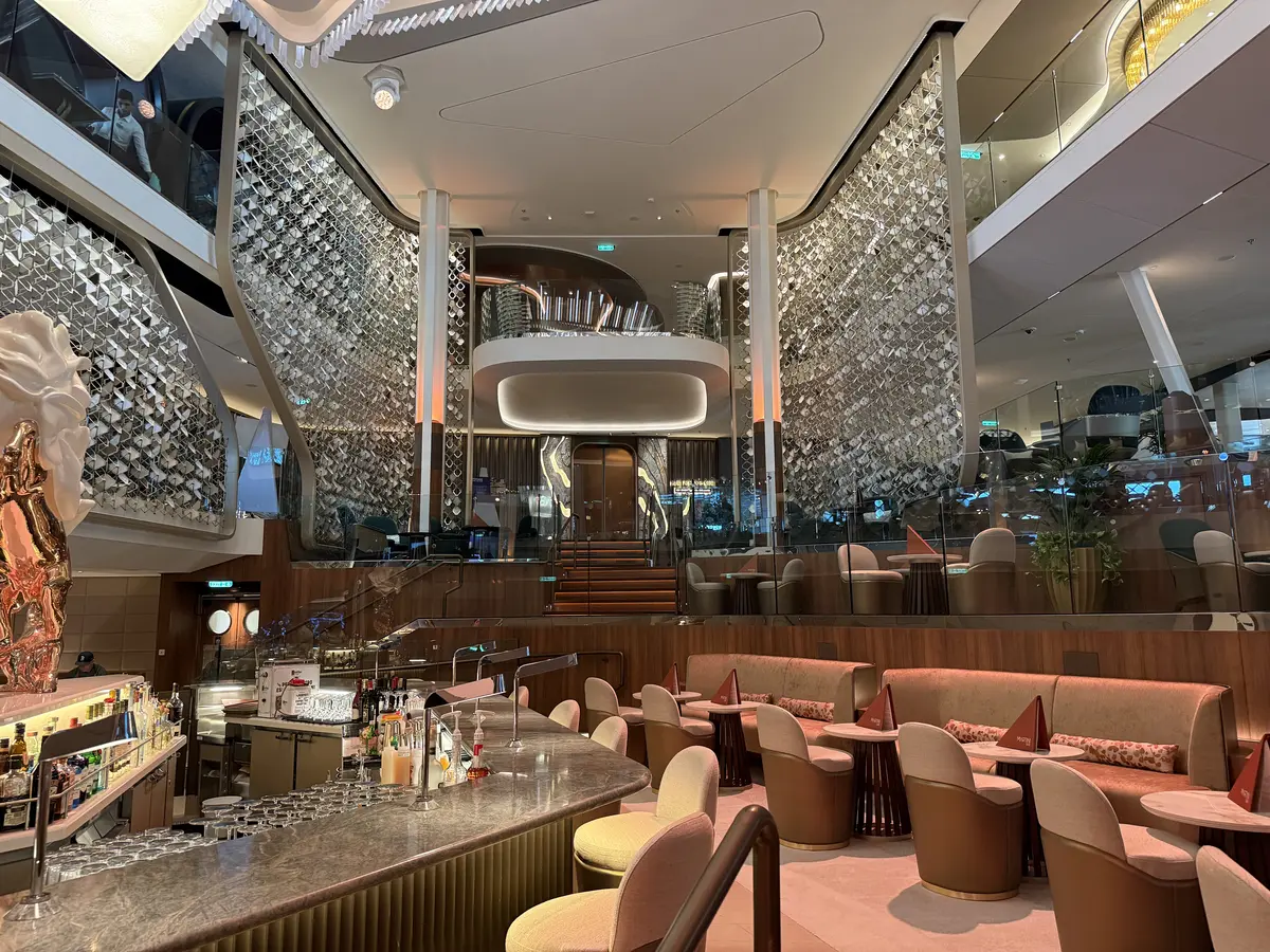 Celebrity-Xcel-Martini-Bar