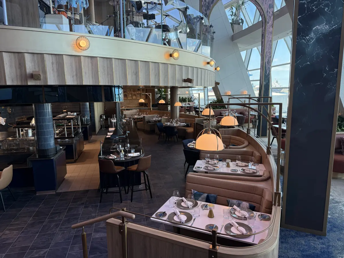 Celebrity-Xcel-Moasic-Restaurant
