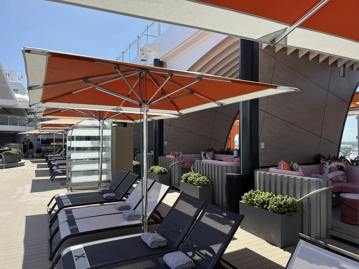 Celebrity-Xcel-Pool-Deck-Cabanas