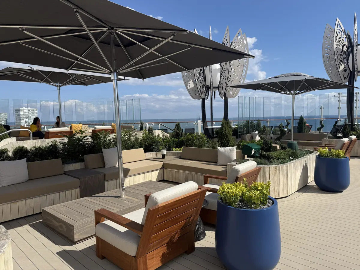 Celebrity-Xcel-Rooftop-Garden