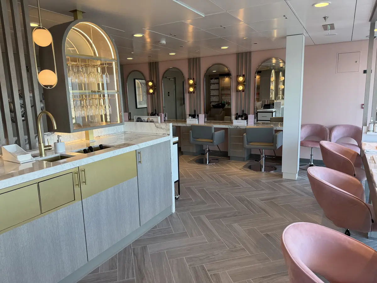 Celebrity-Xcel-Salon