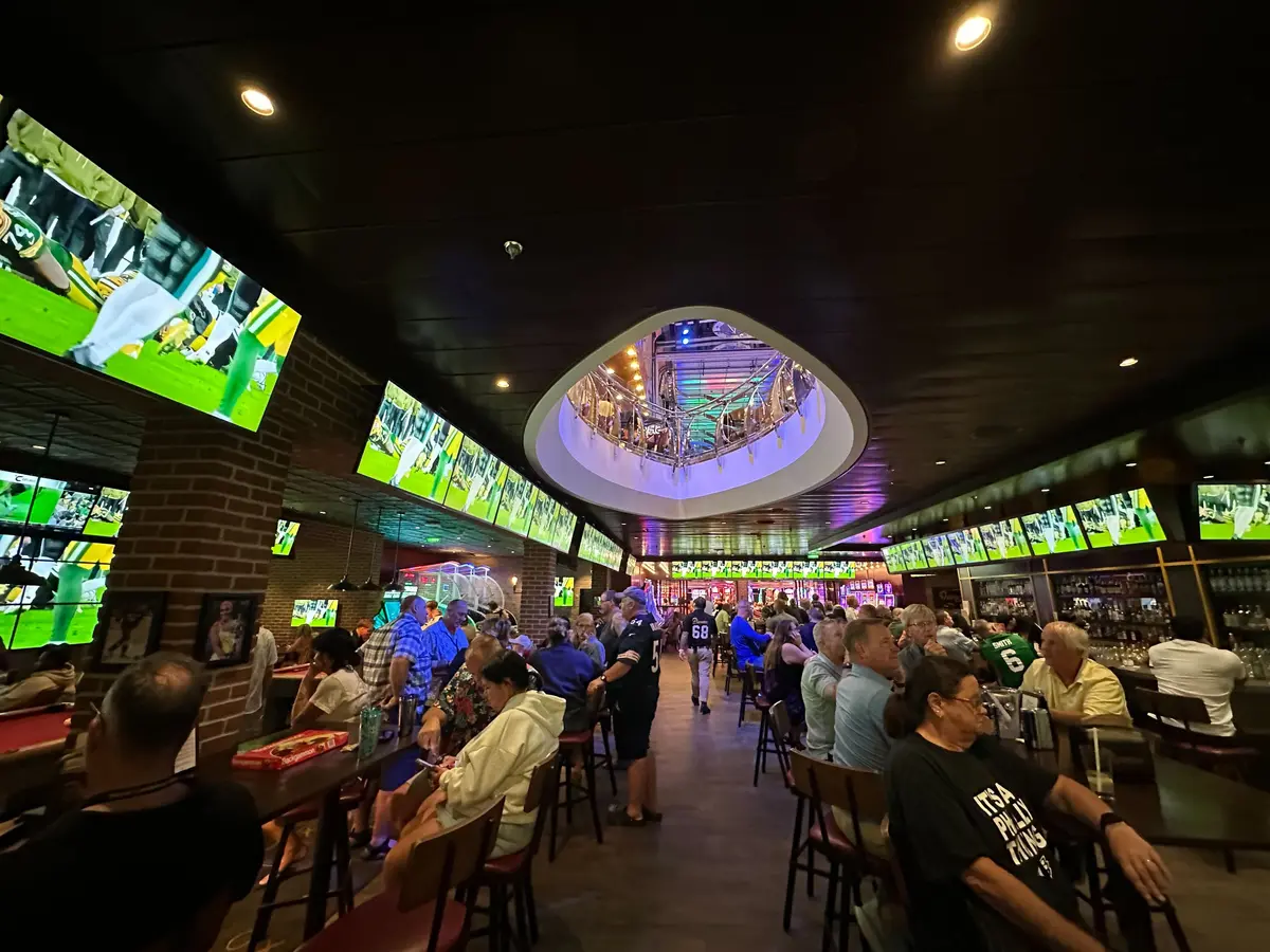 Playmakers sports bar