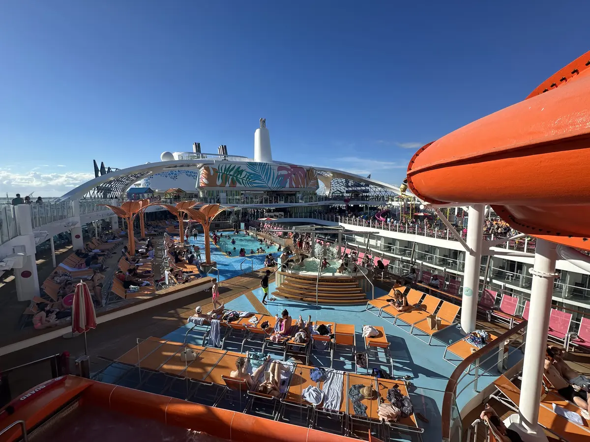 Pool deck on Utopia of the Seas