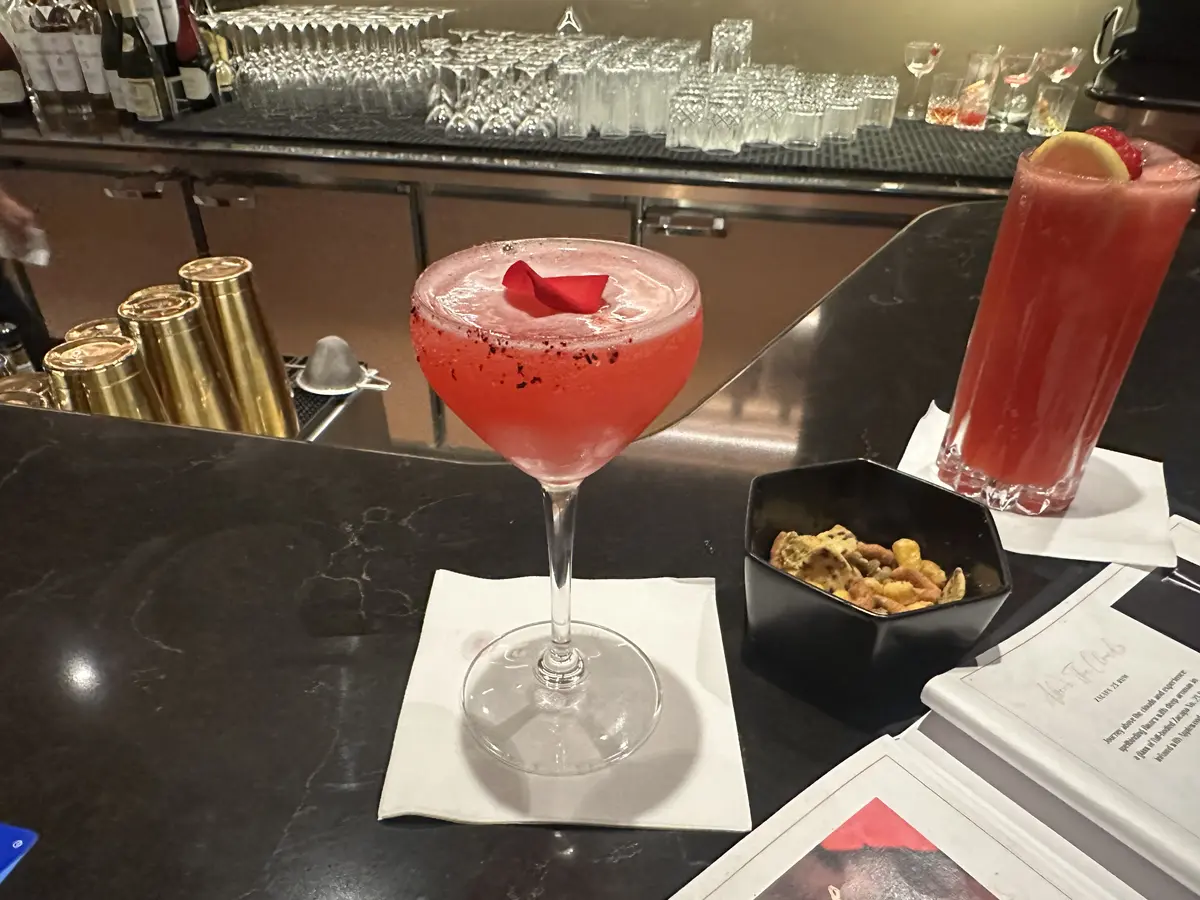 World Class Bar Ascent