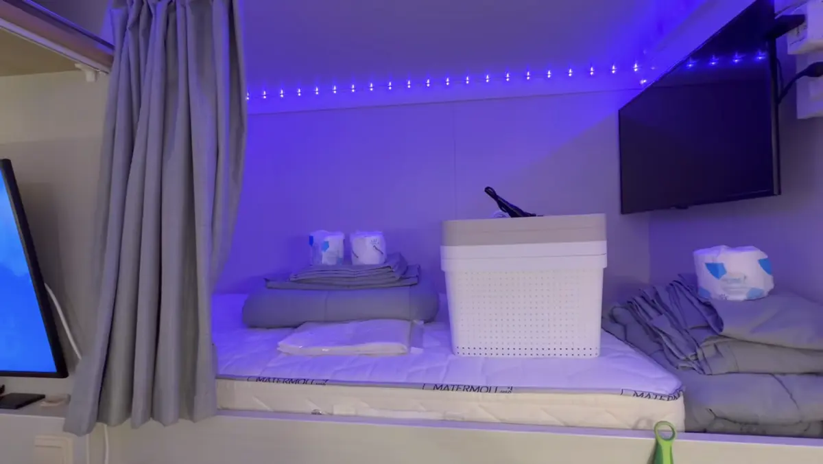 Star of the Seas Crew Cabin