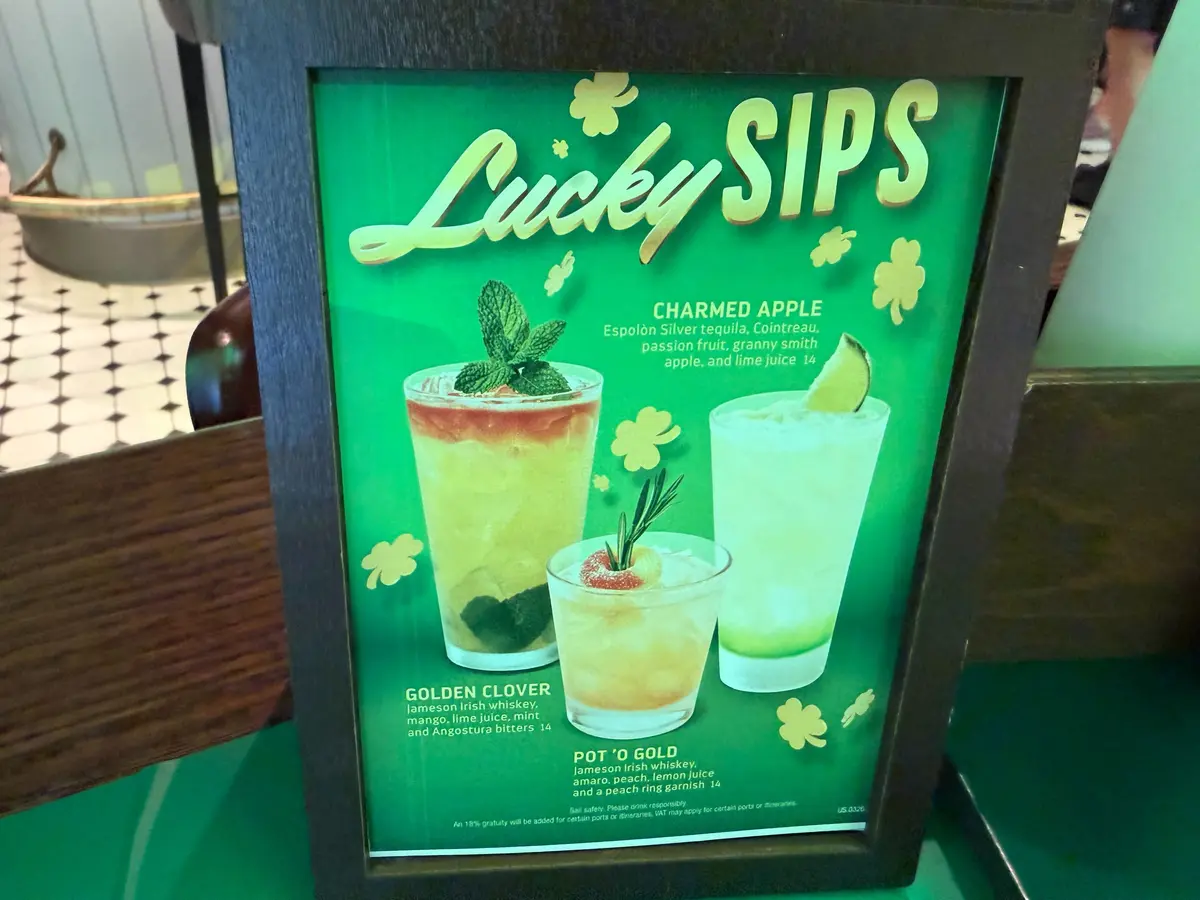 St. Patrick's Day on Star of the Seas, Pub Cocktails