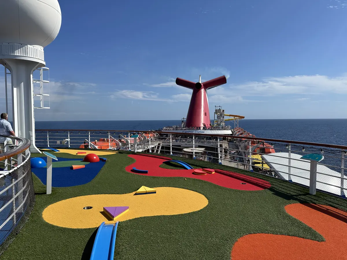 Carnival Elation mini golf course